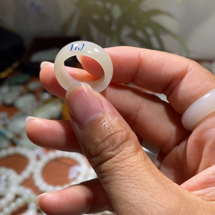 未镶嵌手链和田玉（白玉）