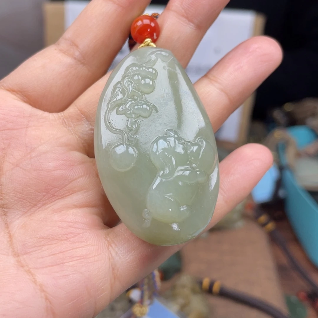 和田玉颈饰未镶嵌