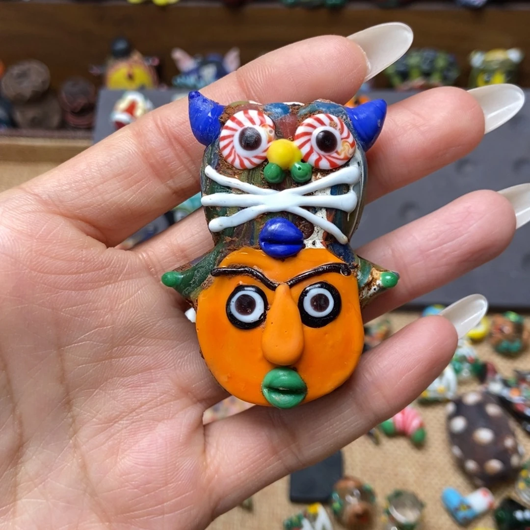 颈饰琉璃猫猫头娃娃