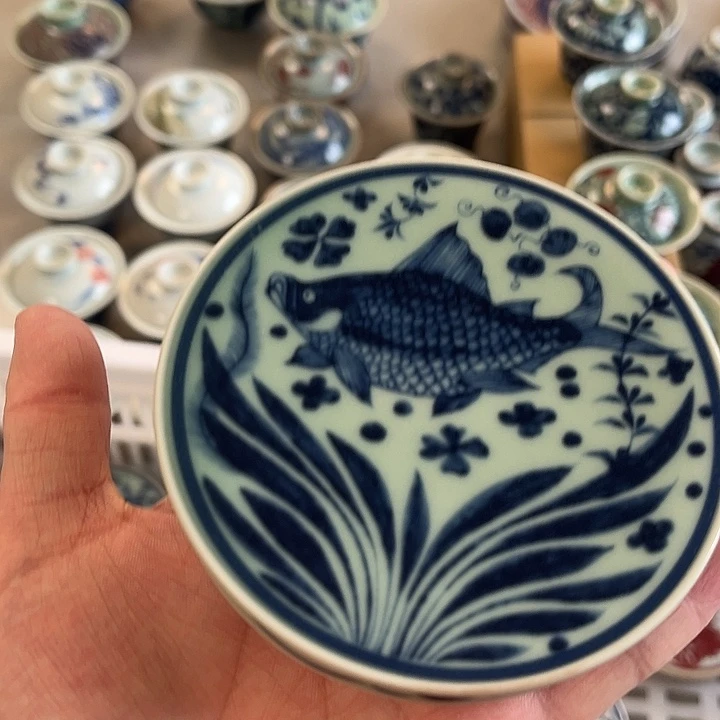 瓷片景德镇青釉鱼藻纹盖置