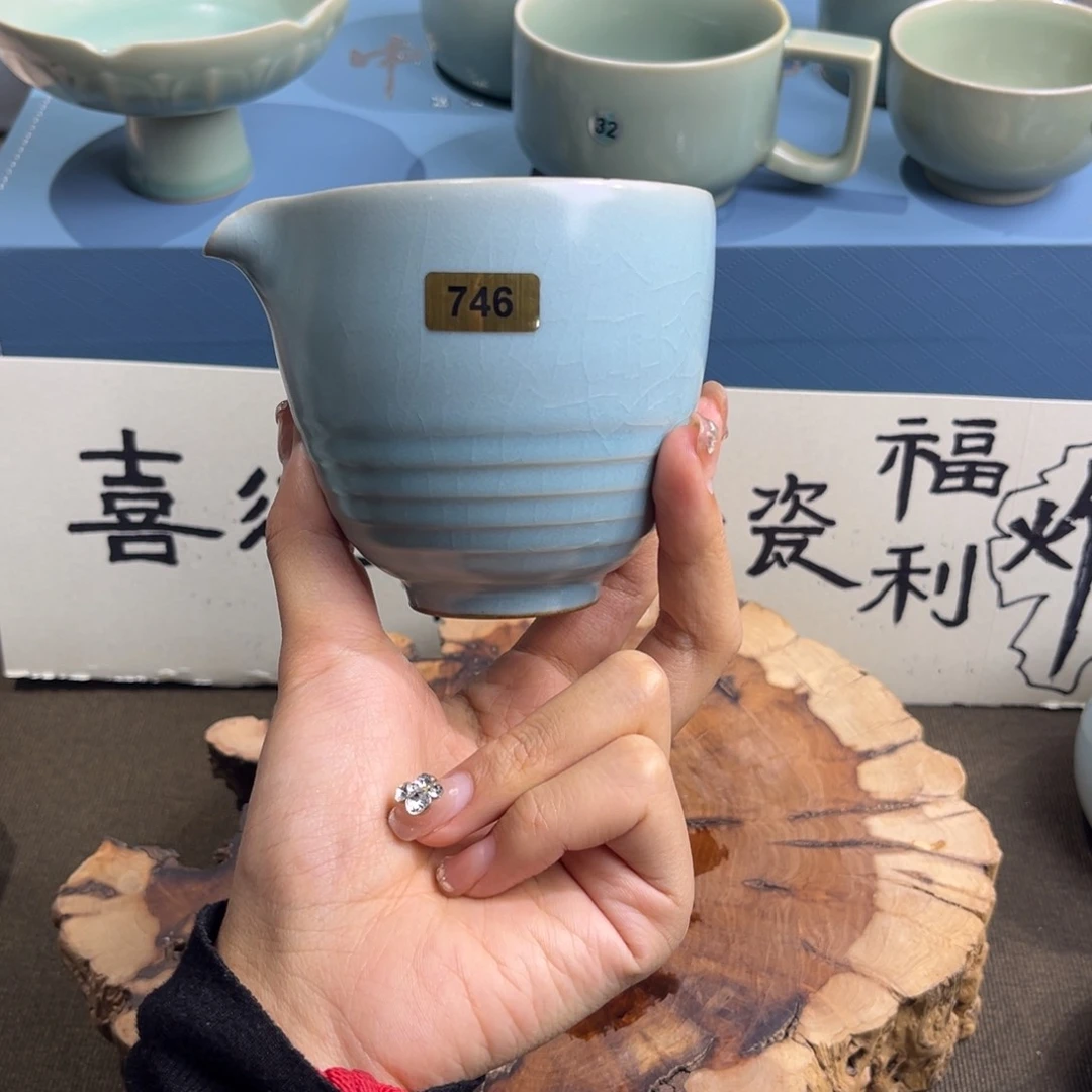 摆件746哈哈哈哈哈哈哈微瑕