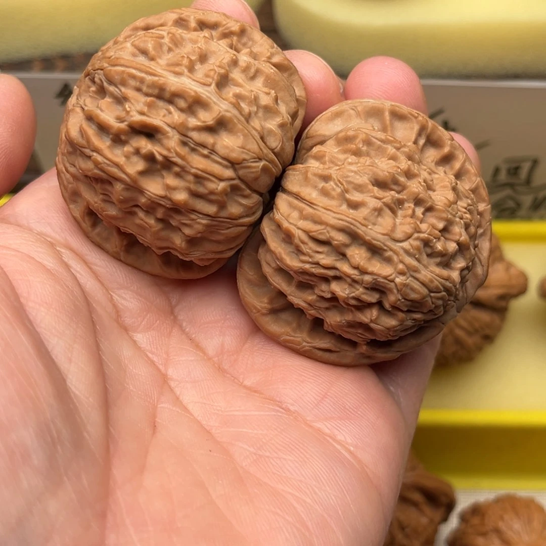 【闪购商品】花***。文玩核桃手把件41白狮子