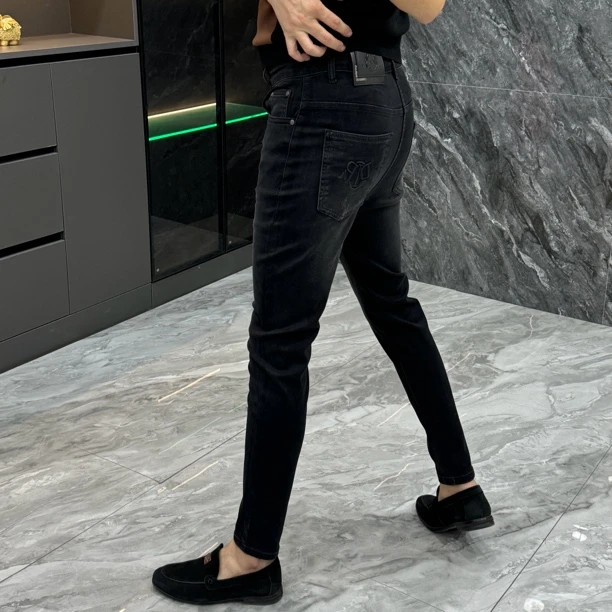 98322-春季净版修身小脚牛仔裤