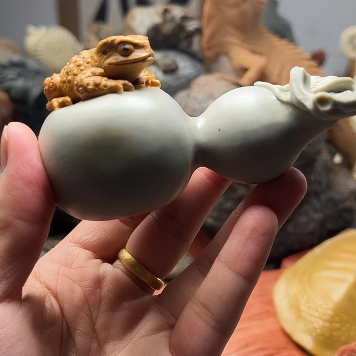 东北石松花石摆件