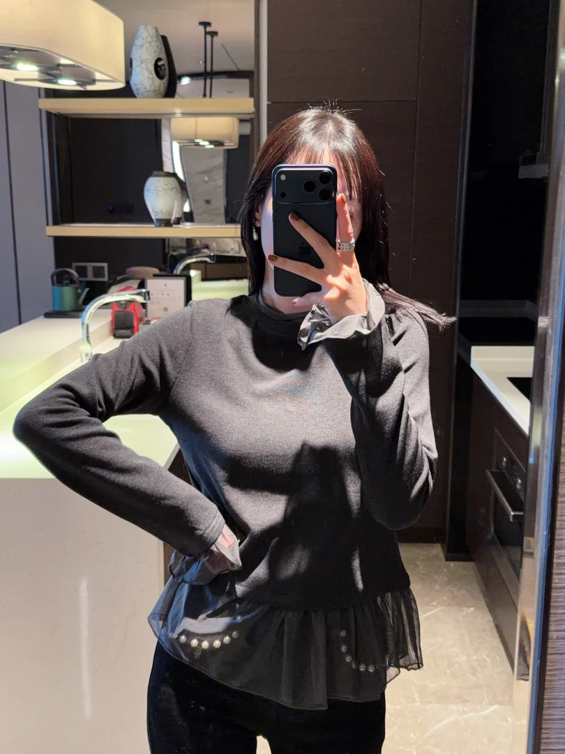 【张静芝】韩国新品~梦幻网纱拼接厚实加绒秋冬打底长袖女生T恤