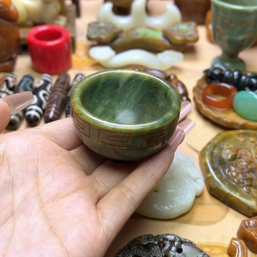 【闪购商品】蛇纹石玉颈饰未镶嵌