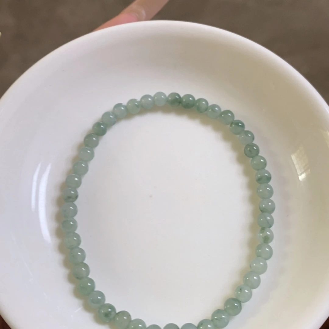 翡翠未镶嵌手链飘花卡4.5