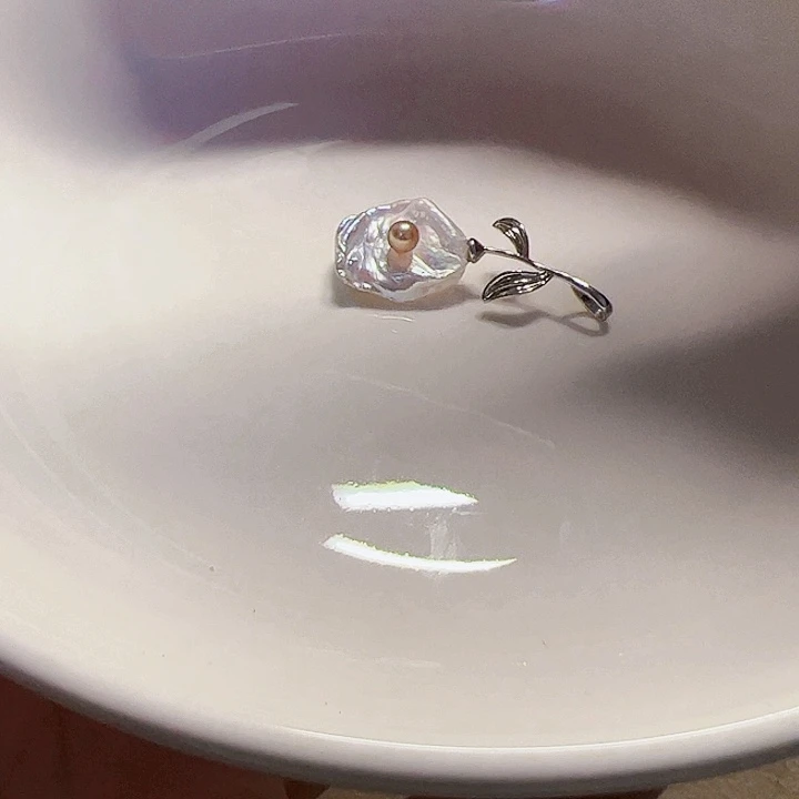 银S925镶嵌耳饰淡水珍珠