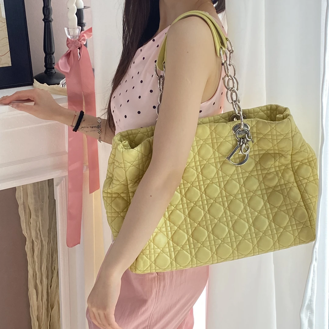 95新 DIOR/迪奥  dior柠檬黄七格戴妃托特单肩包