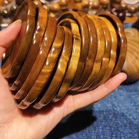 【闪购商品】一****记金丝楠木