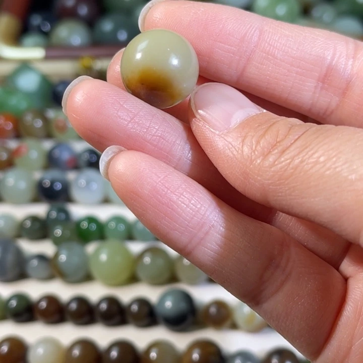 和田玉（糖玉）未镶嵌珠宝半成品