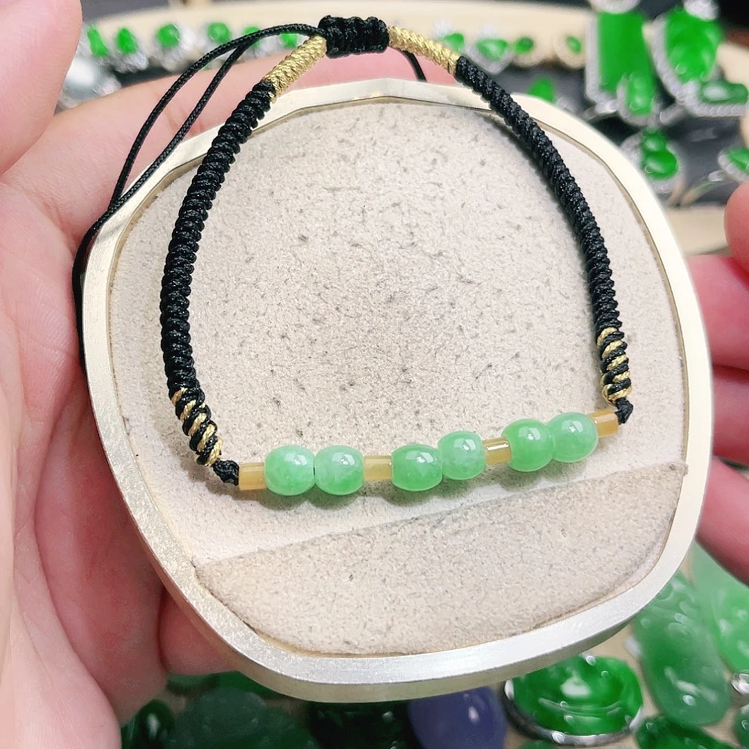 未镶嵌挂件翡翠裸石