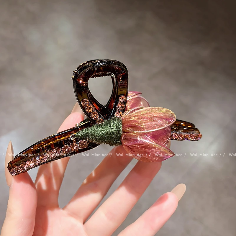 春夏新款郁金香花抓夹女超仙镶钻全盘发夹高级感后脑勺鲨鱼夹头饰