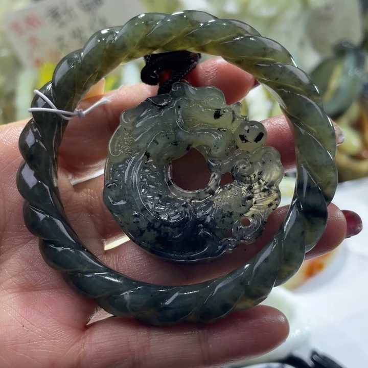 岫玉未镶嵌手镯手镯