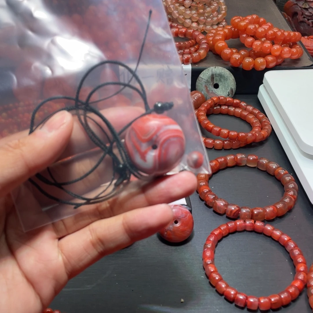 南红玛瑙手链未镶嵌এ***