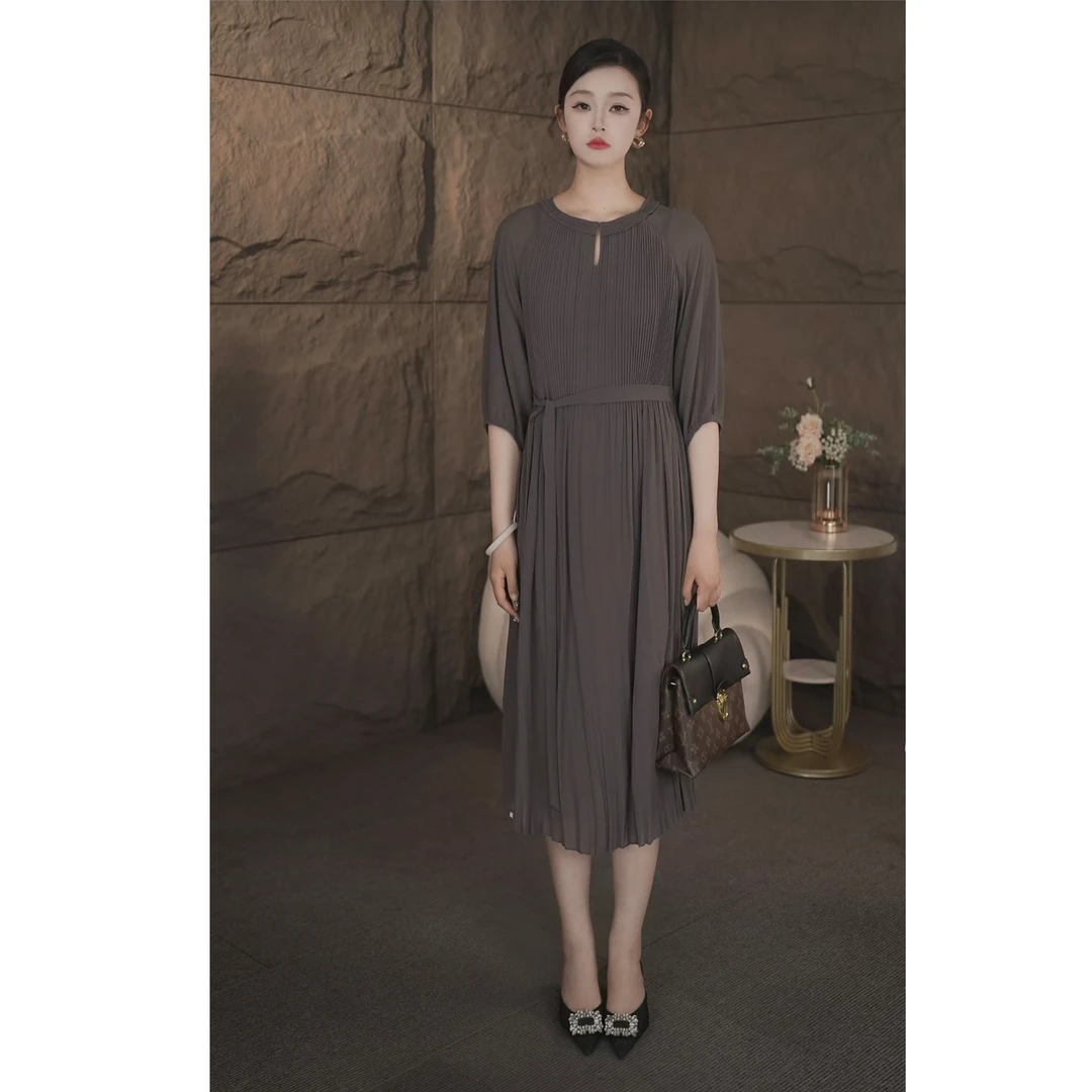 新款连衣裙能出中长款高腰裙子夏季收腰夏装复古连衣裙