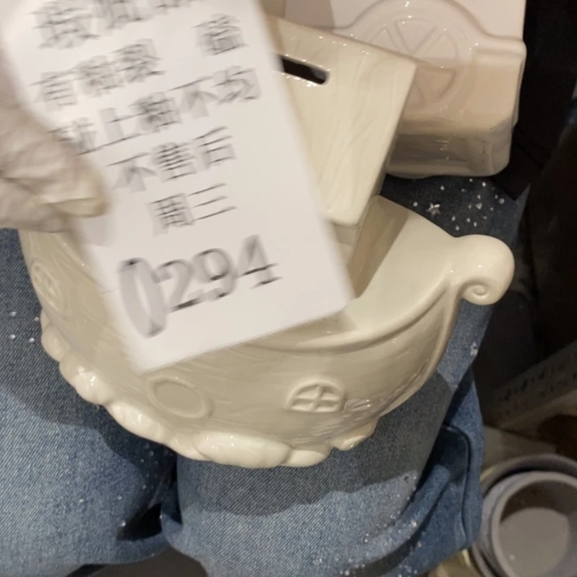 【闪购商品】摆件爱****子陶瓷摆件瑕疵特卖