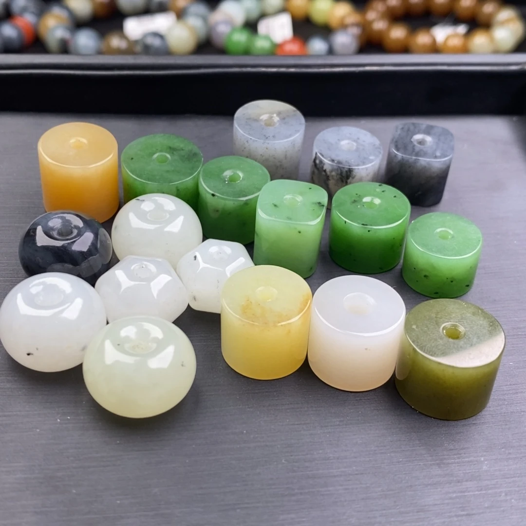 和田玉未镶嵌手串多样性发货