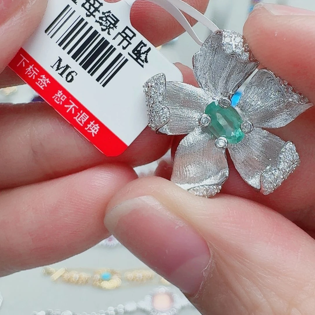 银S925镶嵌吊坠(不含链)祖母绿吊坠