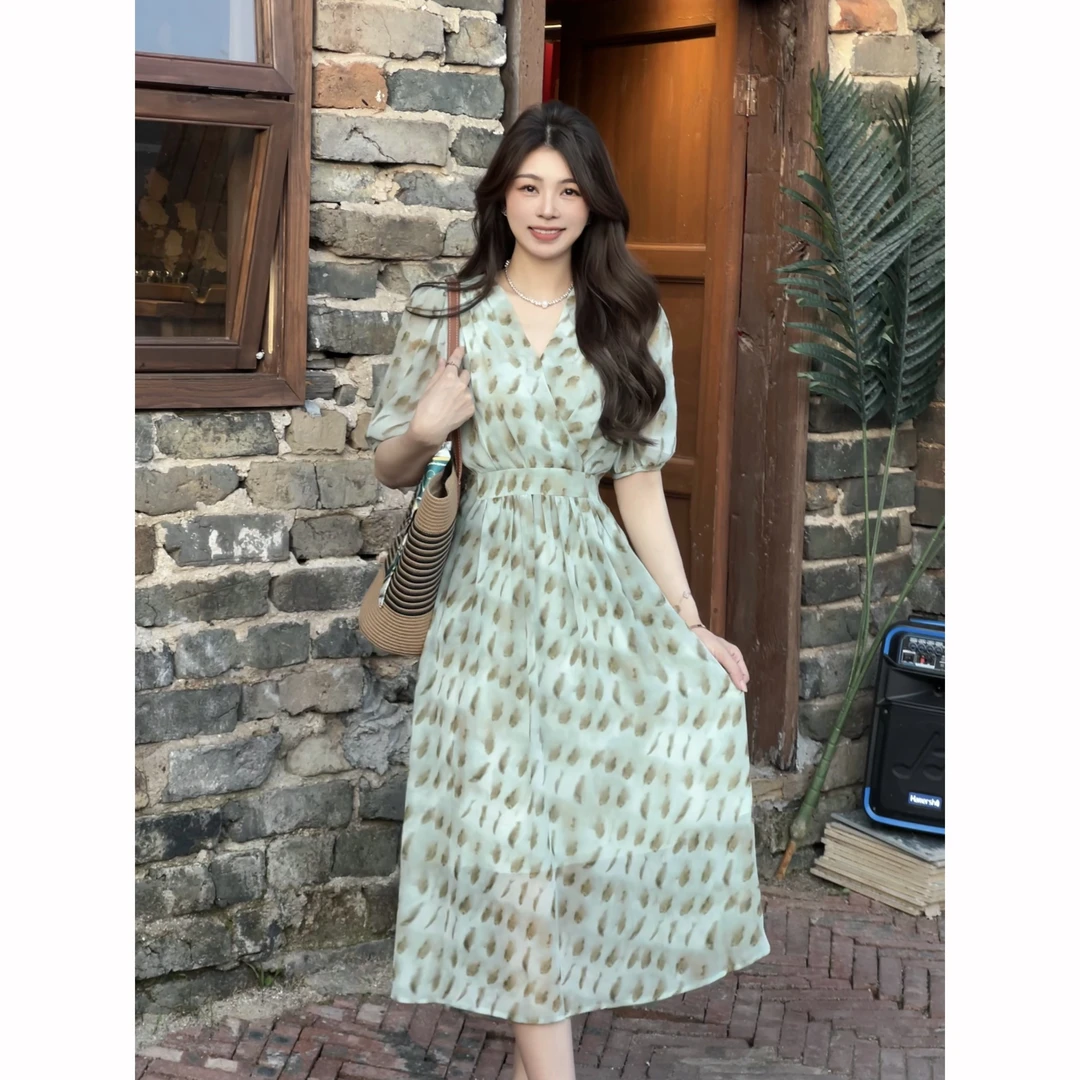 斑斓绿羽毛晕染V领连衣裙新款复古设计感中长裙女显瘦显白