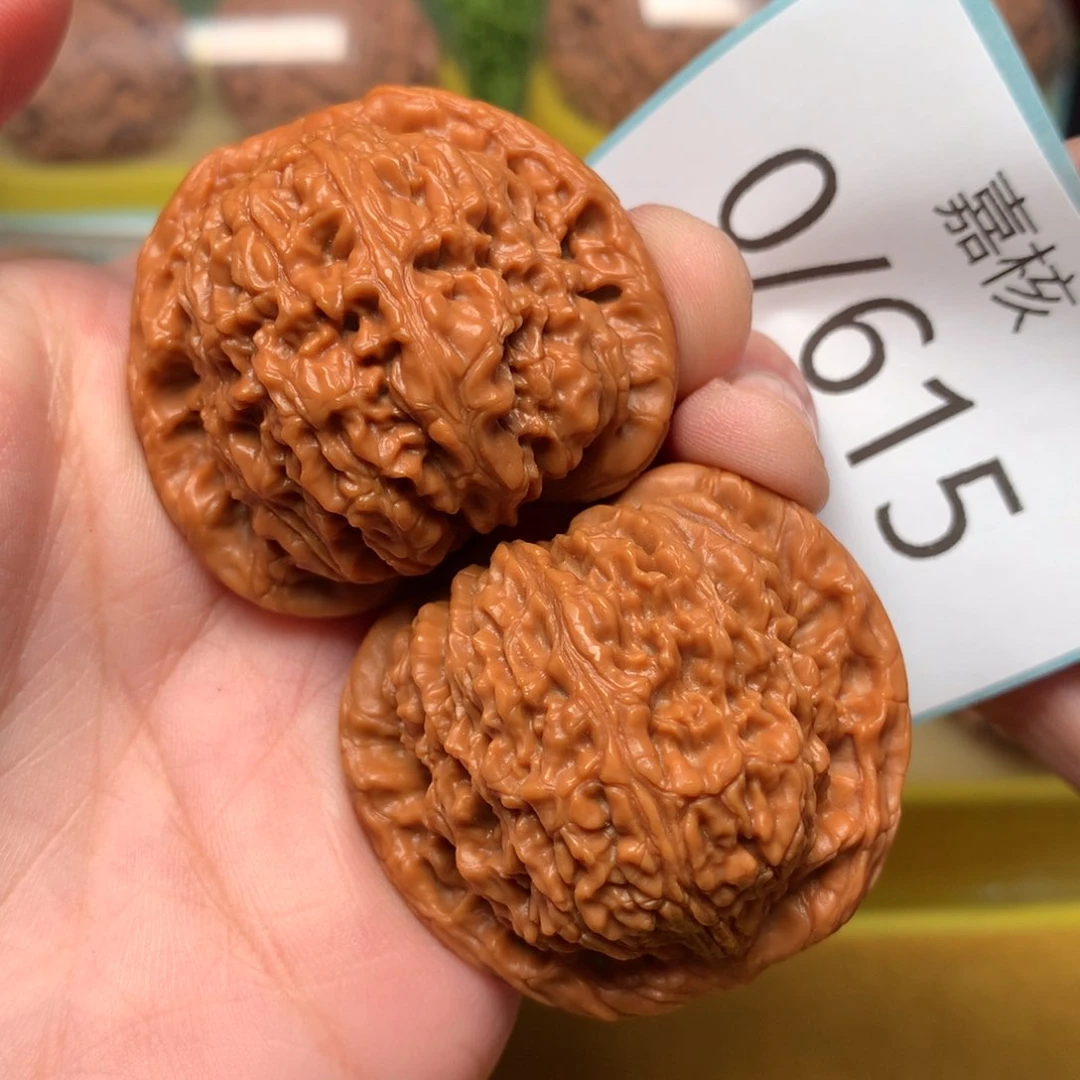 文玩核桃把件毕业红皮球疆42