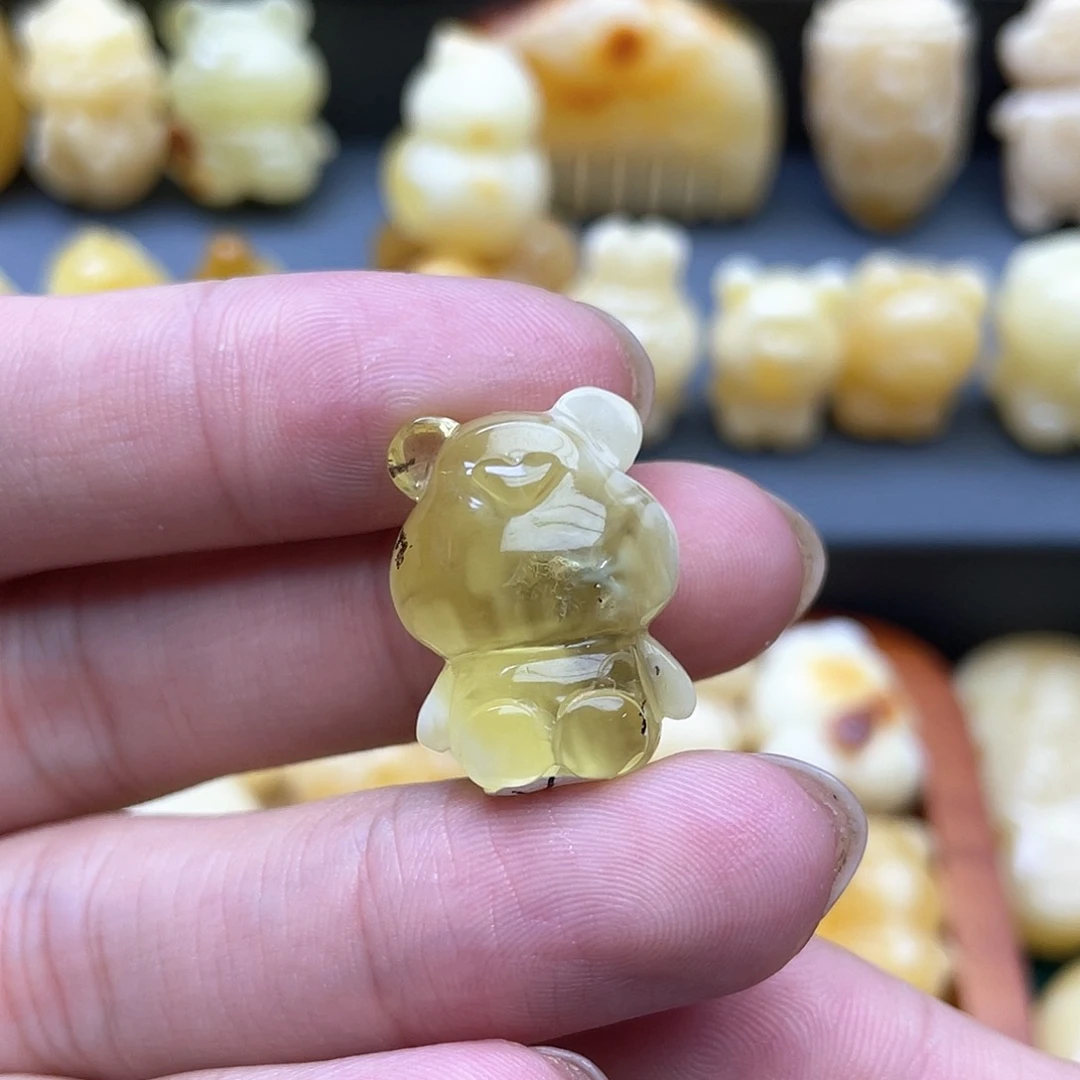 琥珀裸石未镶嵌蜜蜡