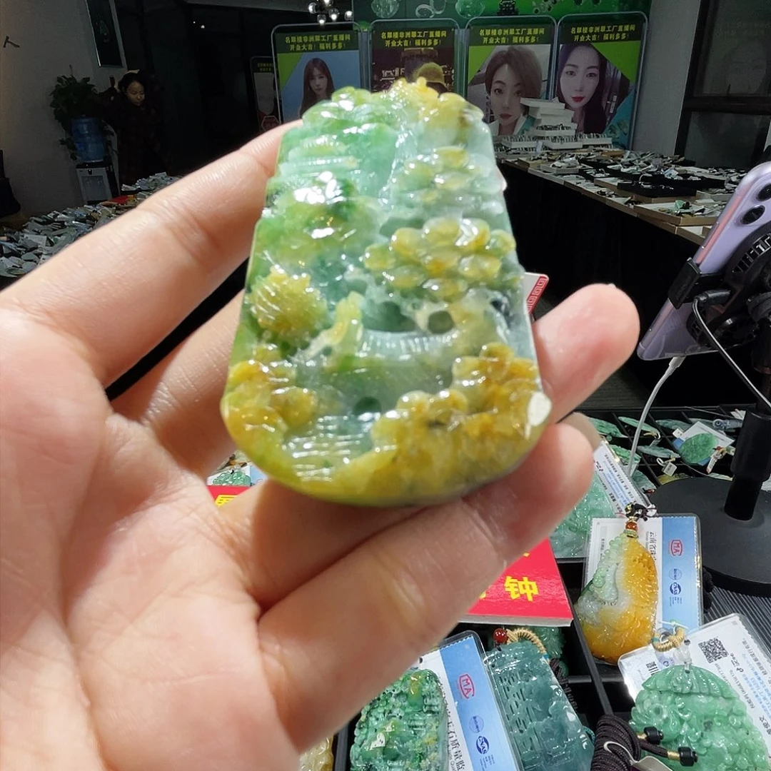 颈饰未镶嵌翡翠一