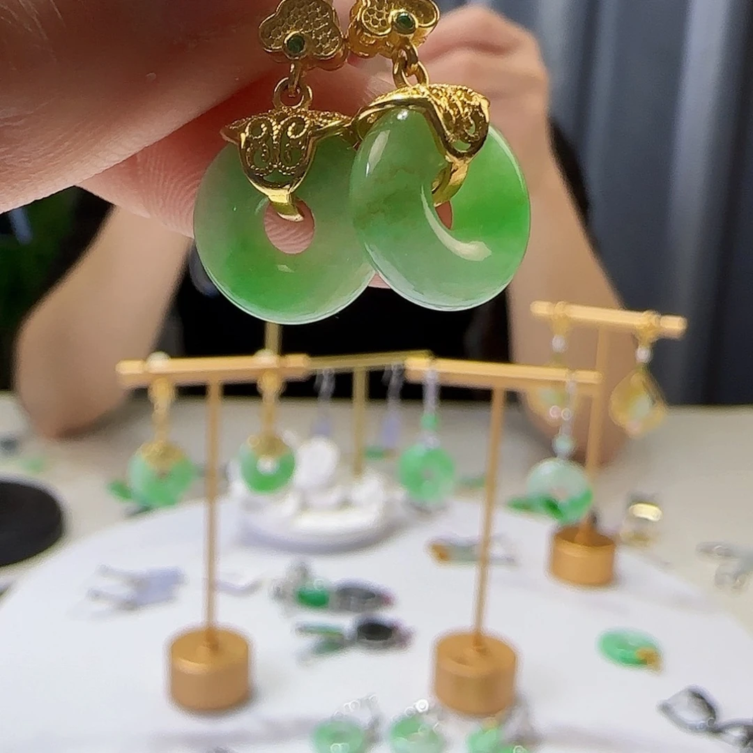 翡翠耳饰银S925镶嵌天然缅甸