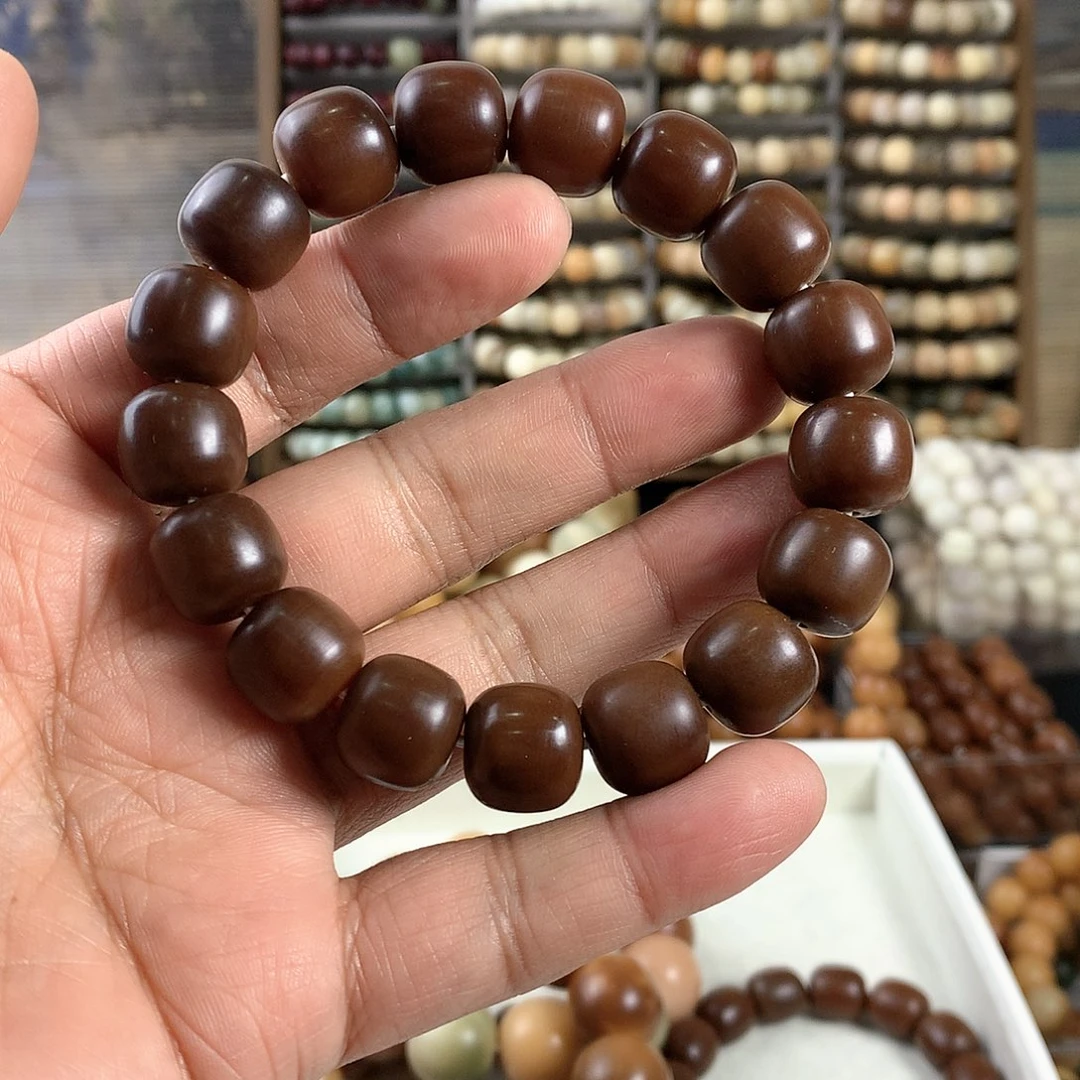 【闪购商品】菩提根/象牙果手串八*、