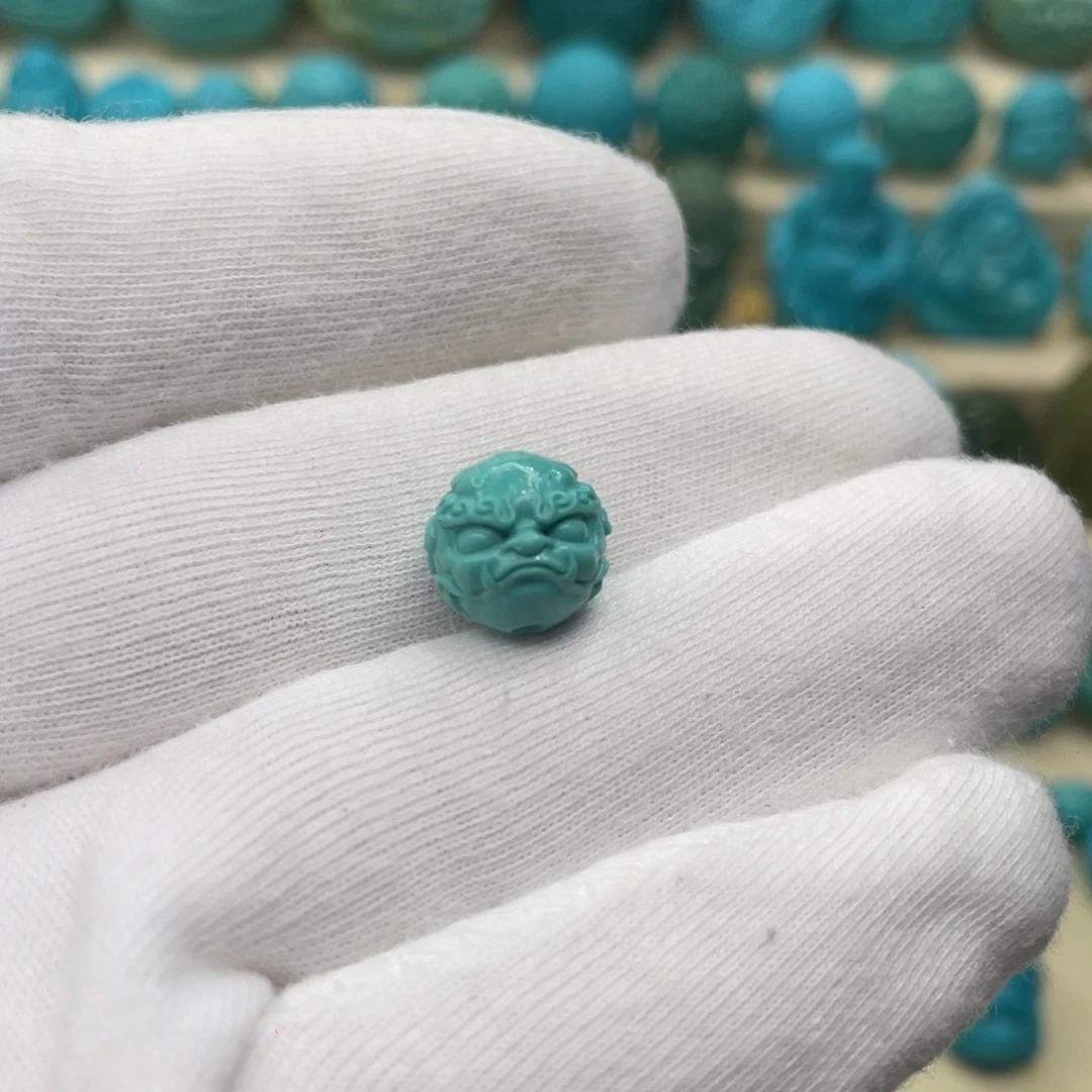 绿松石未镶嵌颈饰卡10.8