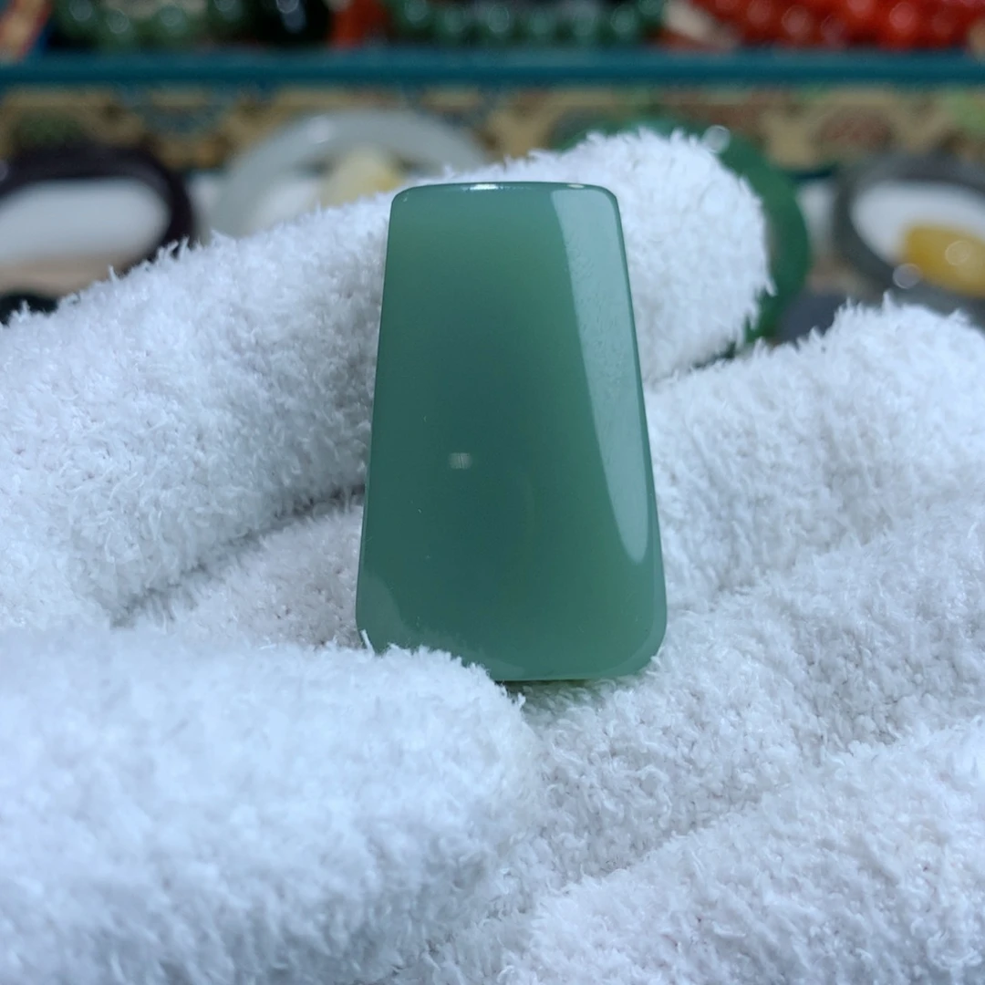 和田玉（碧玉）颈饰未镶嵌知***…