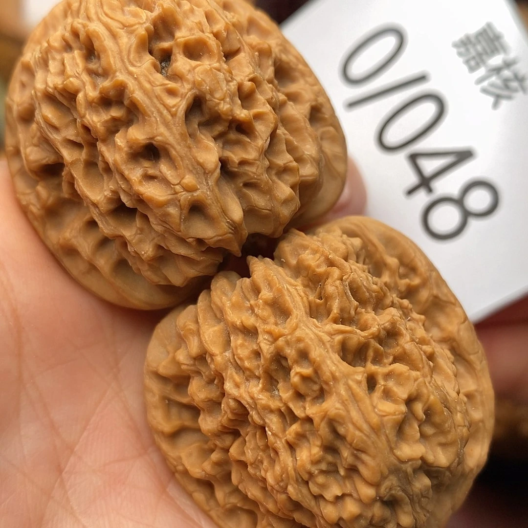 文玩核桃把件39南疆石