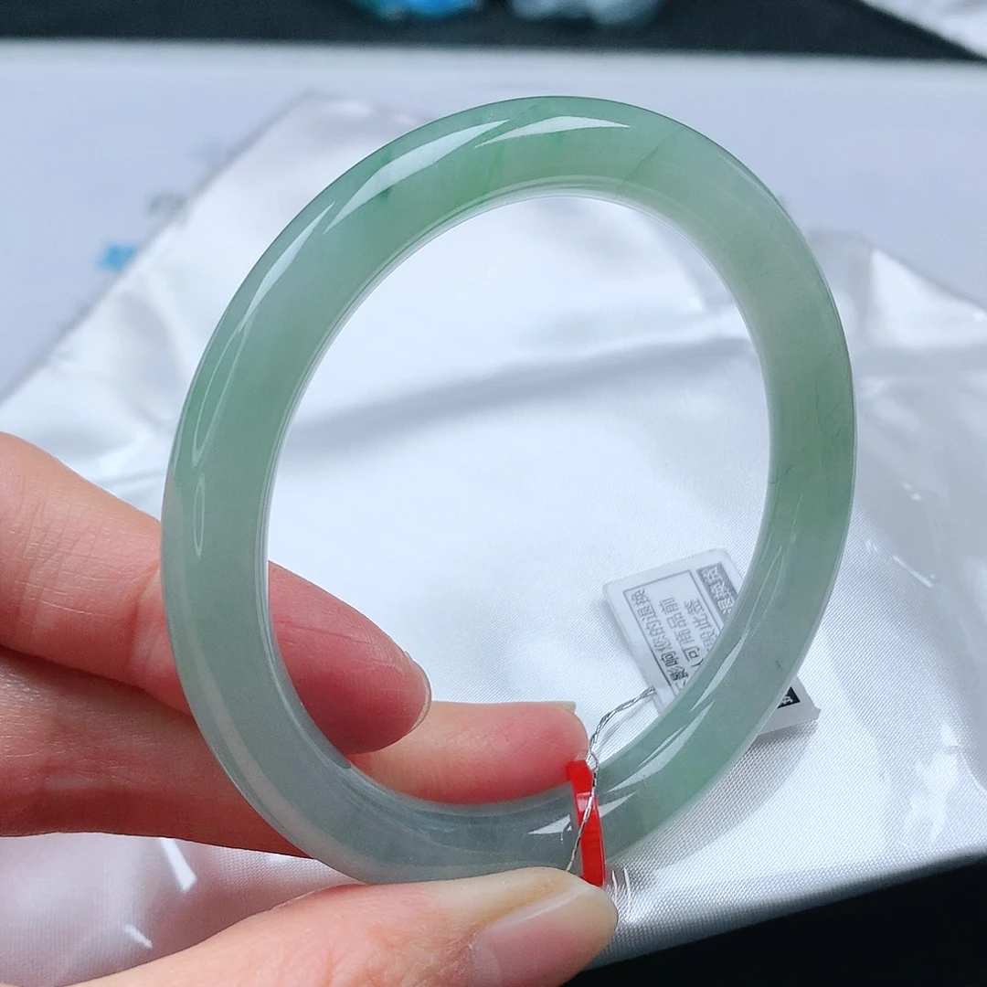 翡翠手镯（圆镯）未镶嵌55➕圆