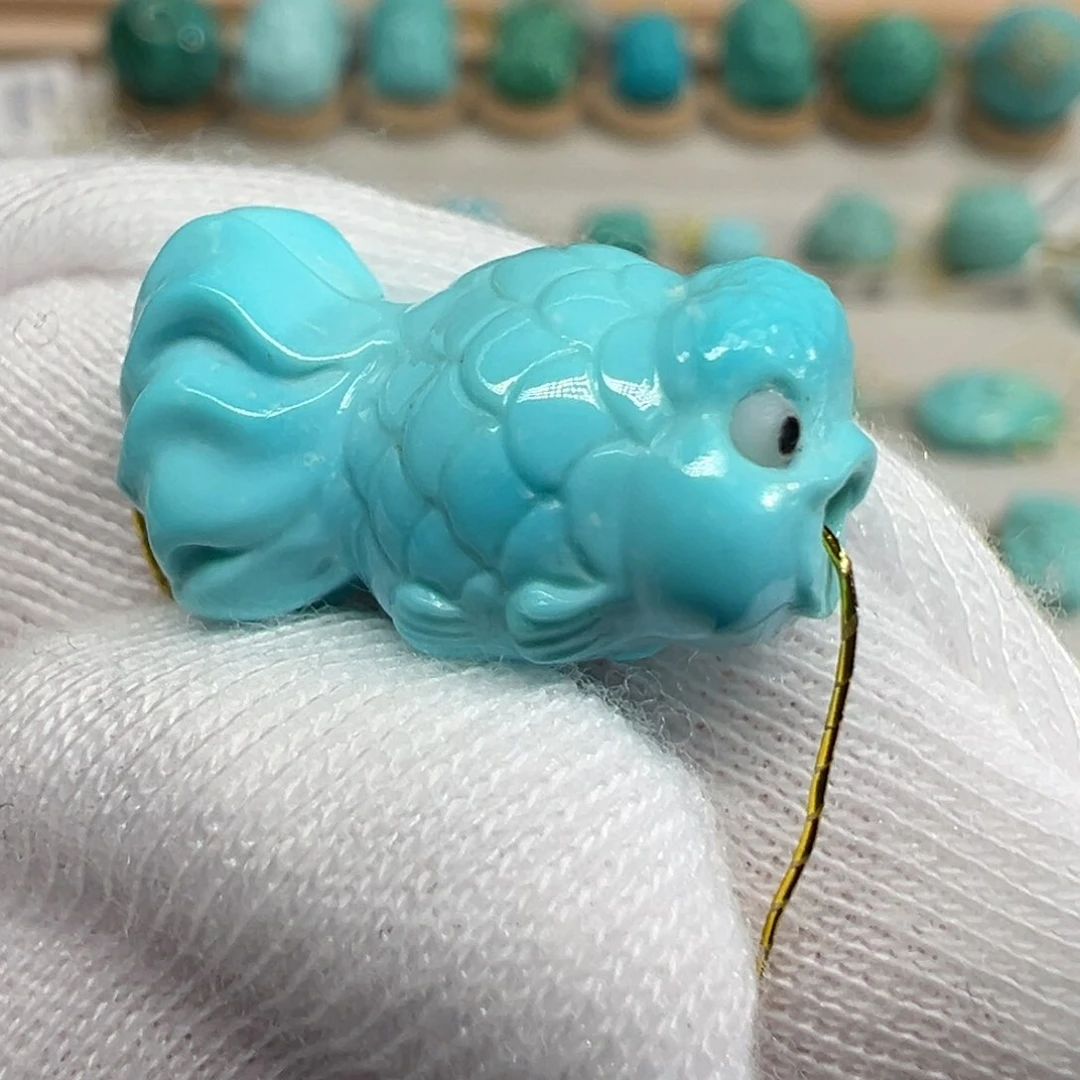 绿松石配饰未镶嵌