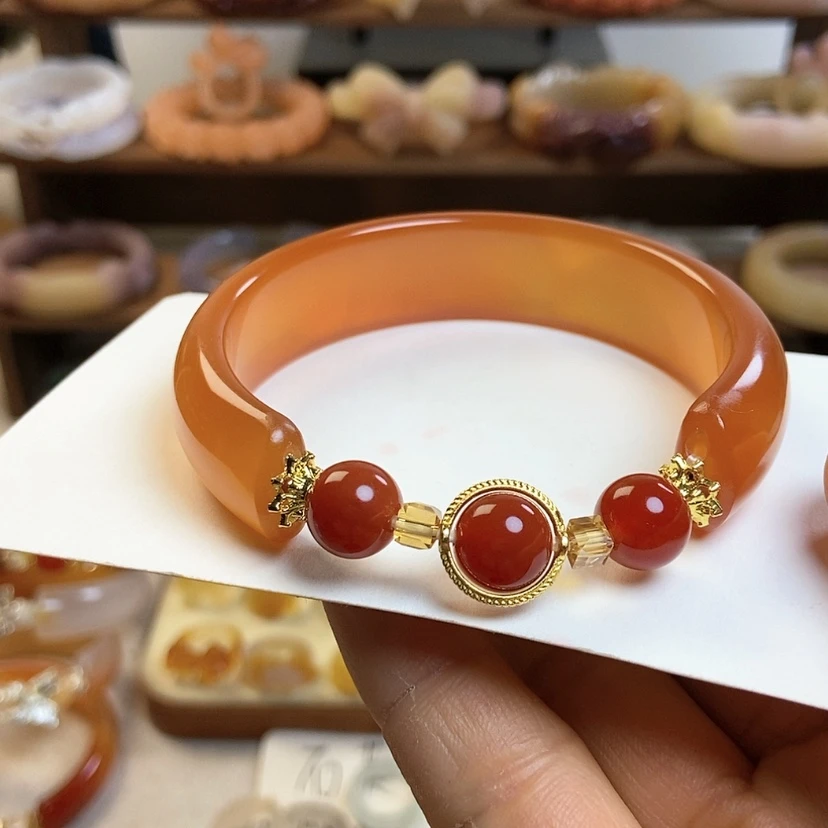 【闪购商品】石英质玉手镯未镶嵌