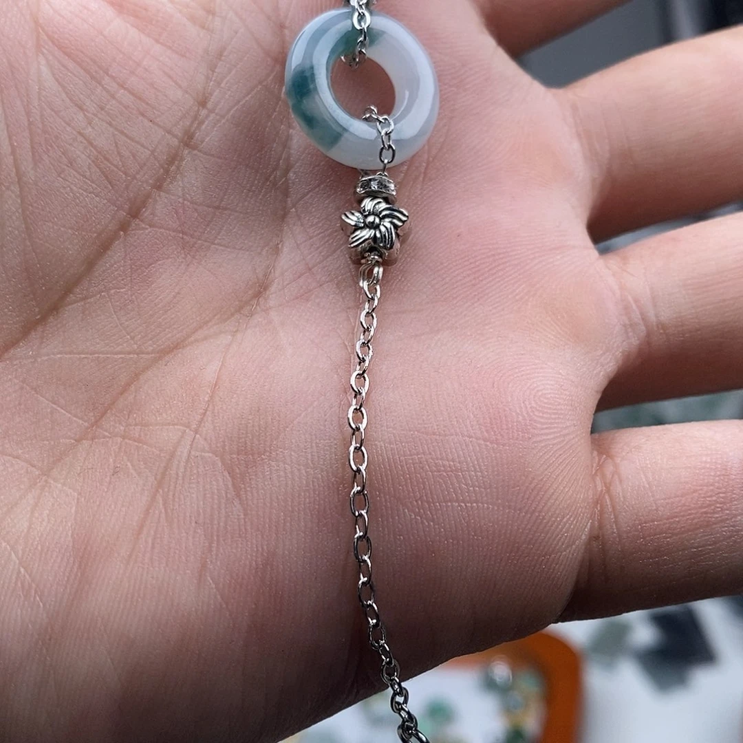 翡翠颈饰未镶嵌项链