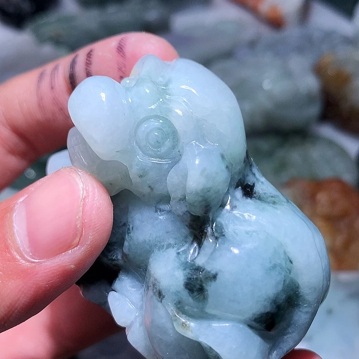 翡翠未镶嵌颈饰保真天然a货翡翠