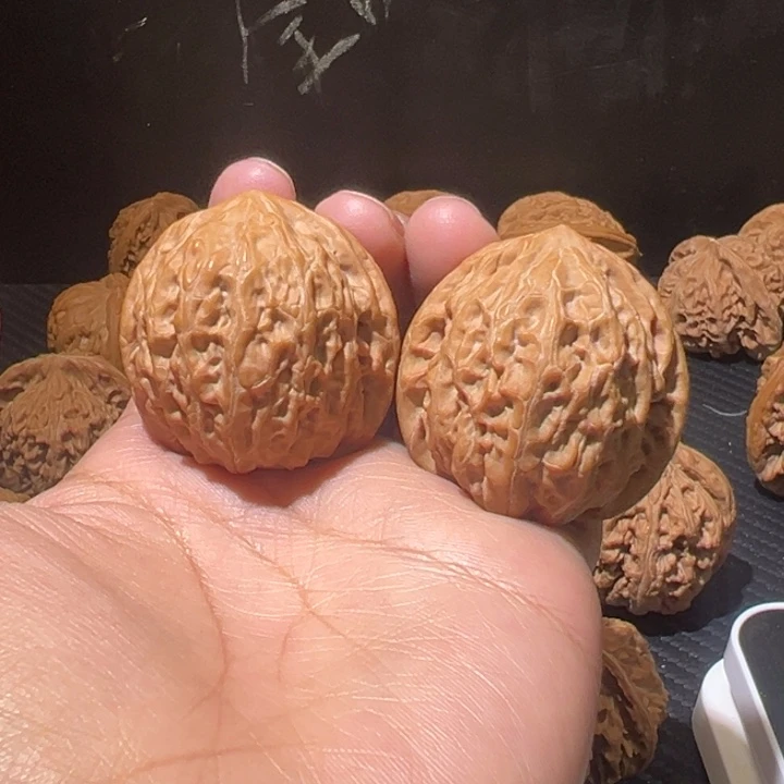 核桃全品无修高庄铁锤