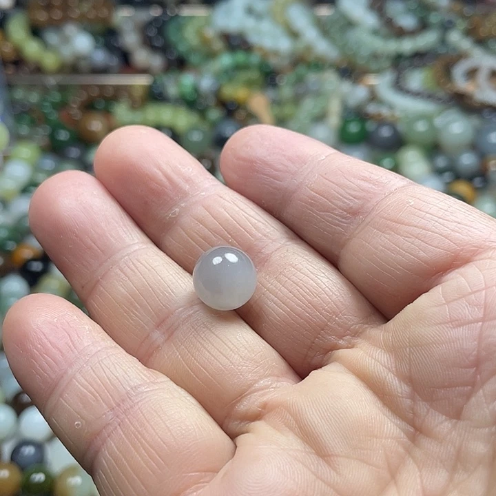 颈饰未镶嵌和田玉高