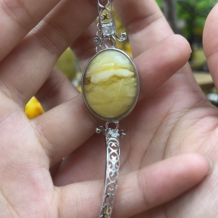 银S925镶嵌颈饰琥珀手镯