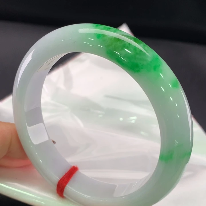 翡翠手镯未镶嵌正圈58