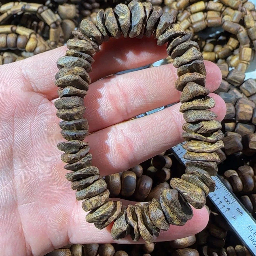 沉香手串沉水陆河树丁壳子单圈1.1高货17克➕