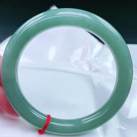 翡翠手镯（圆镯）未镶嵌10号