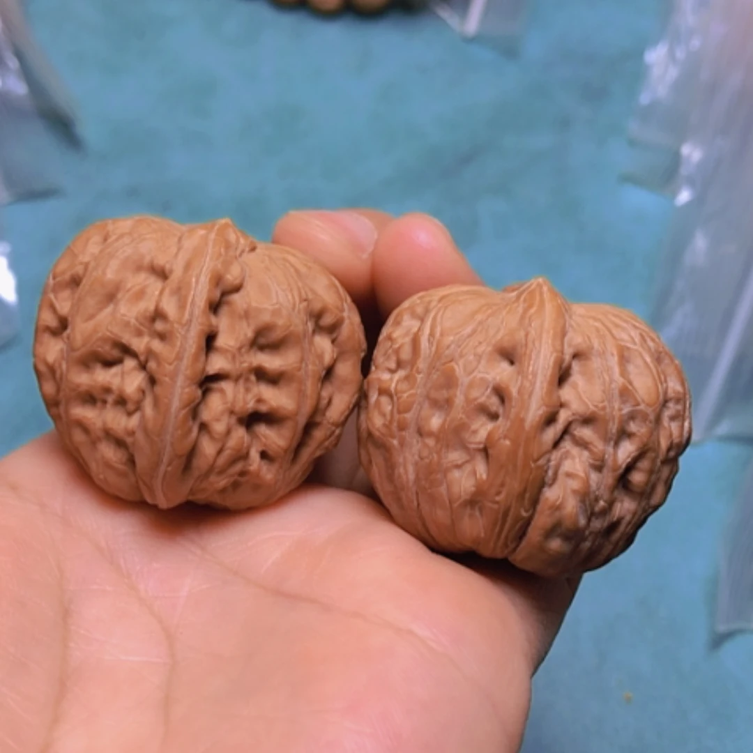 【闪购商品】核桃摆件37元宝练手对