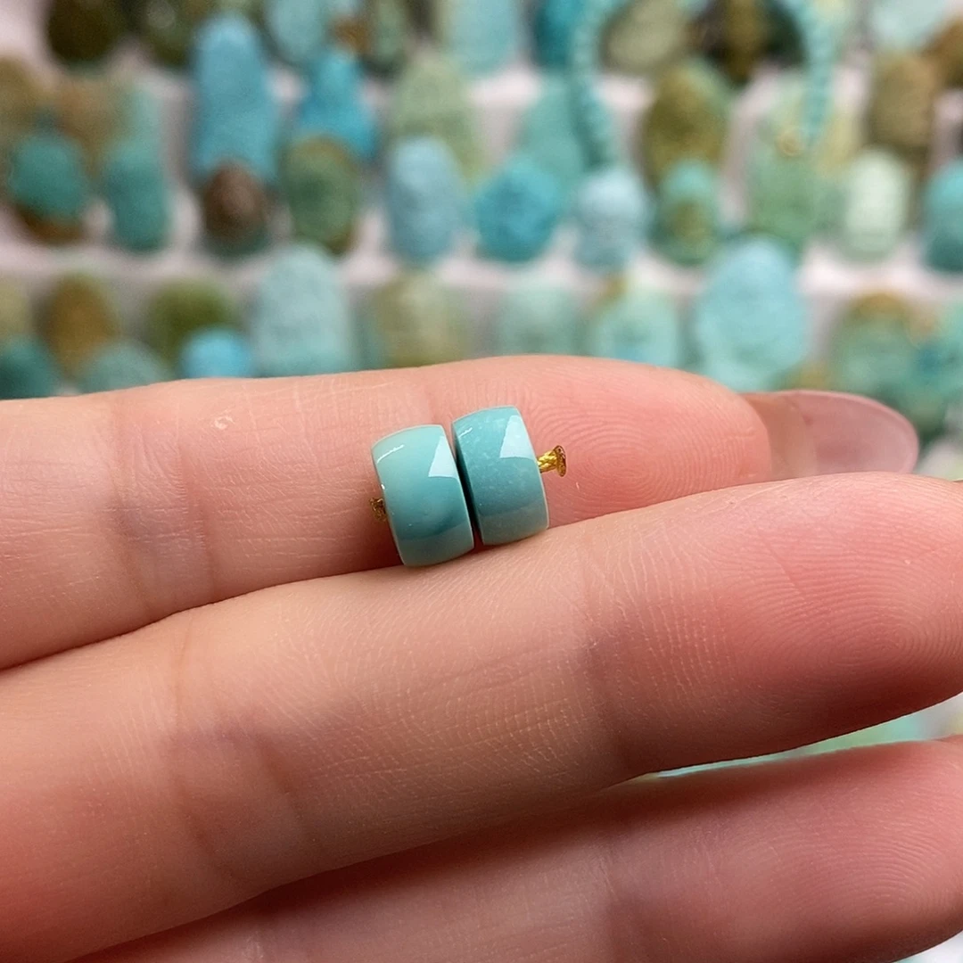 约***定绿松石未镶嵌绿松石
