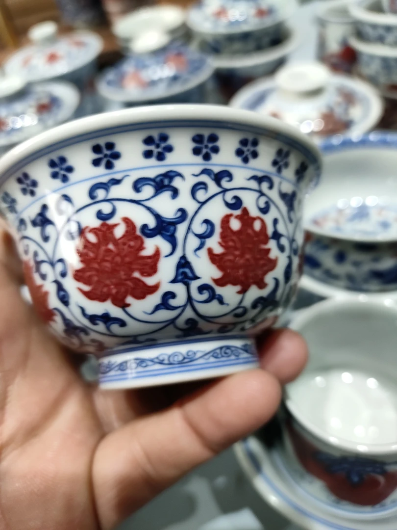 青花釉里红手工压手杯110CC