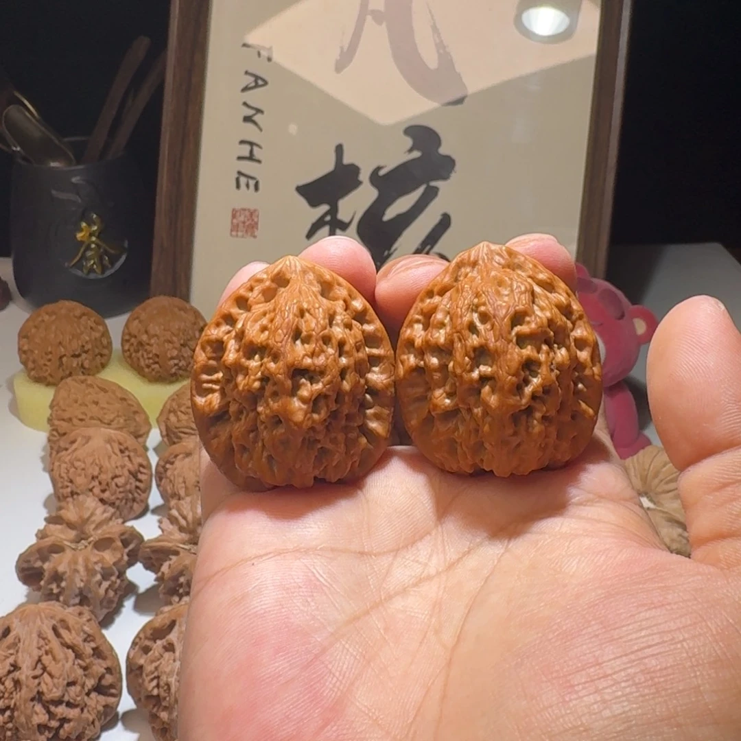 文玩核桃吊坠38尺寸一代金公子（有修）