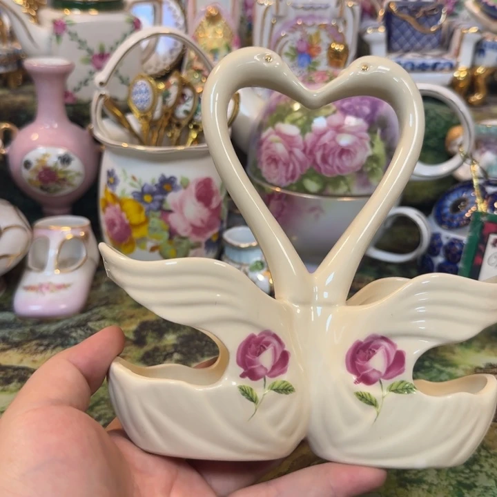 鹿与海陶瓷家居有限公司