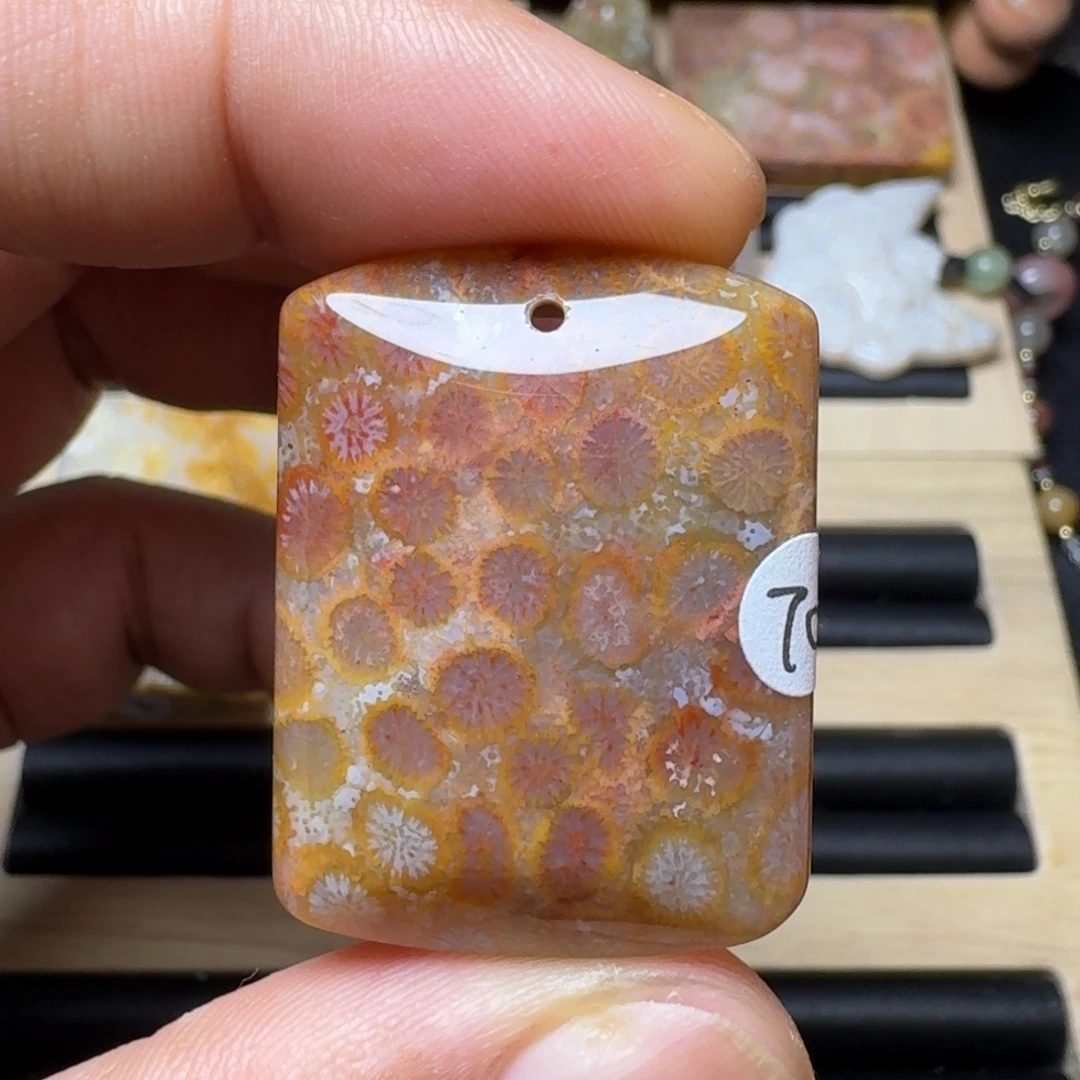 硅化玉未镶嵌纯天然色有机玉石保真色