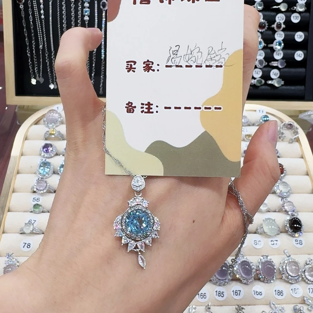 颈饰托帕石银S925镶嵌吊坠